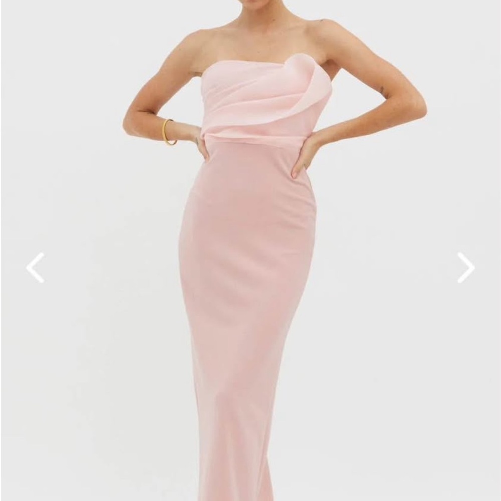 Selfie Leslie Pink Ruched Strapless Gown